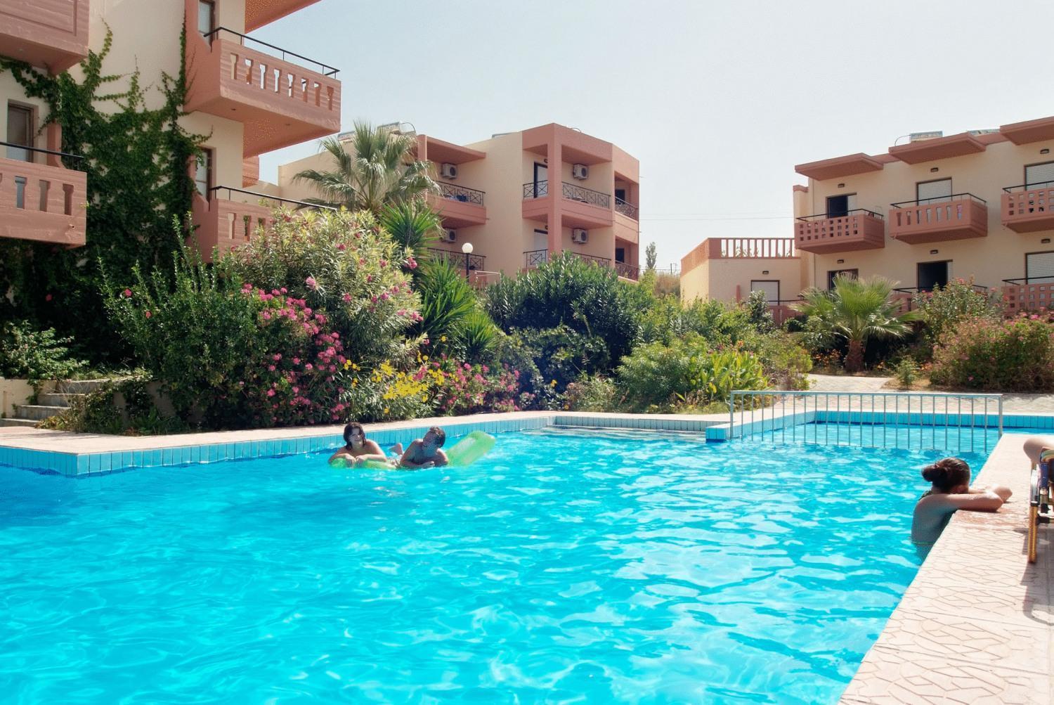 Ekavi Apartments Agia Marina Exterior foto