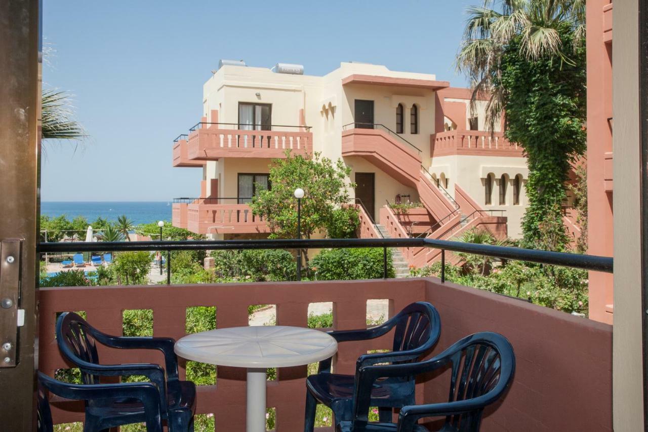 Ekavi Apartments Agia Marina Exterior foto