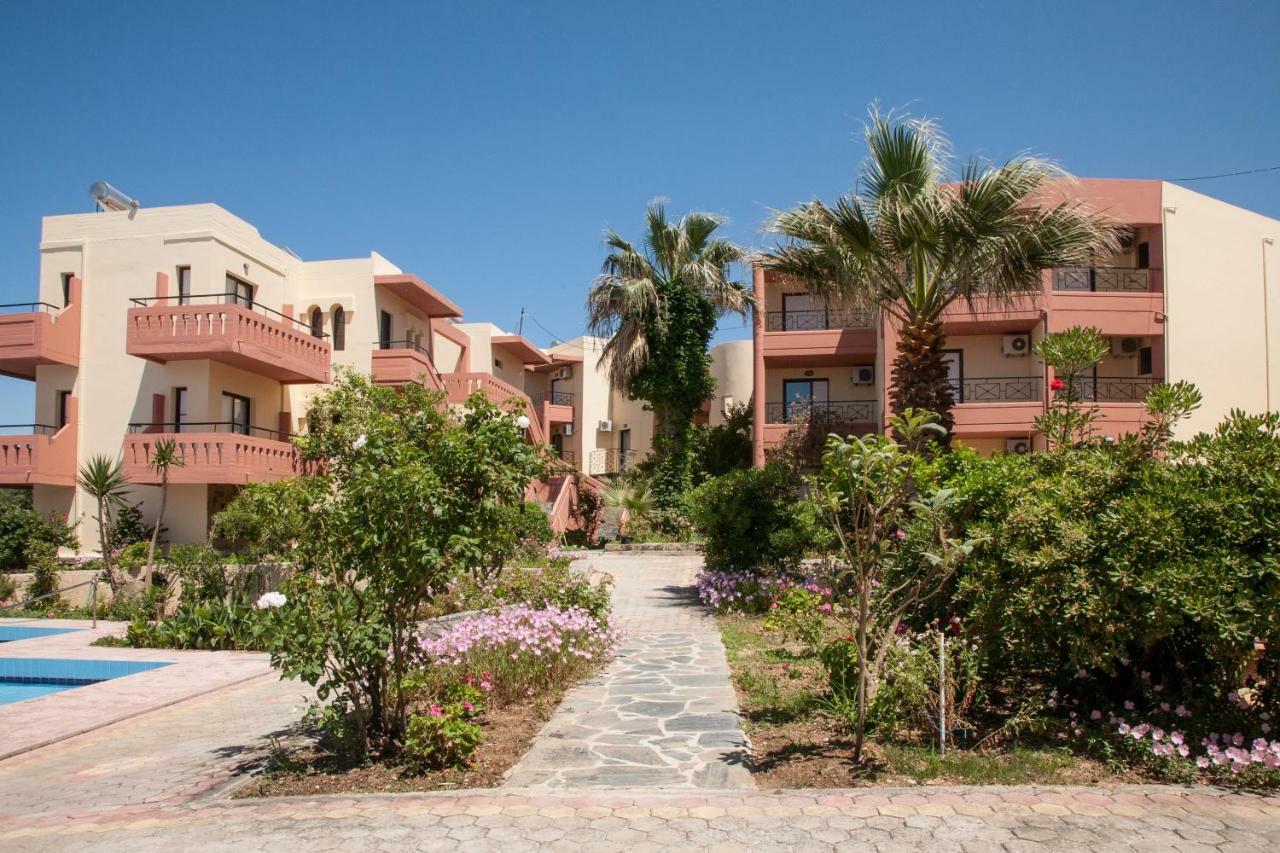 Ekavi Apartments Agia Marina Exterior foto