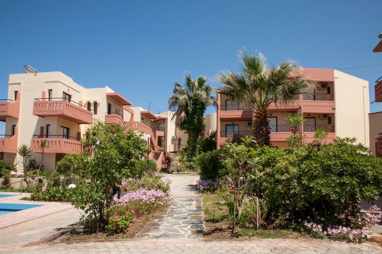 Ekavi Apartments Agia Marina Exterior foto